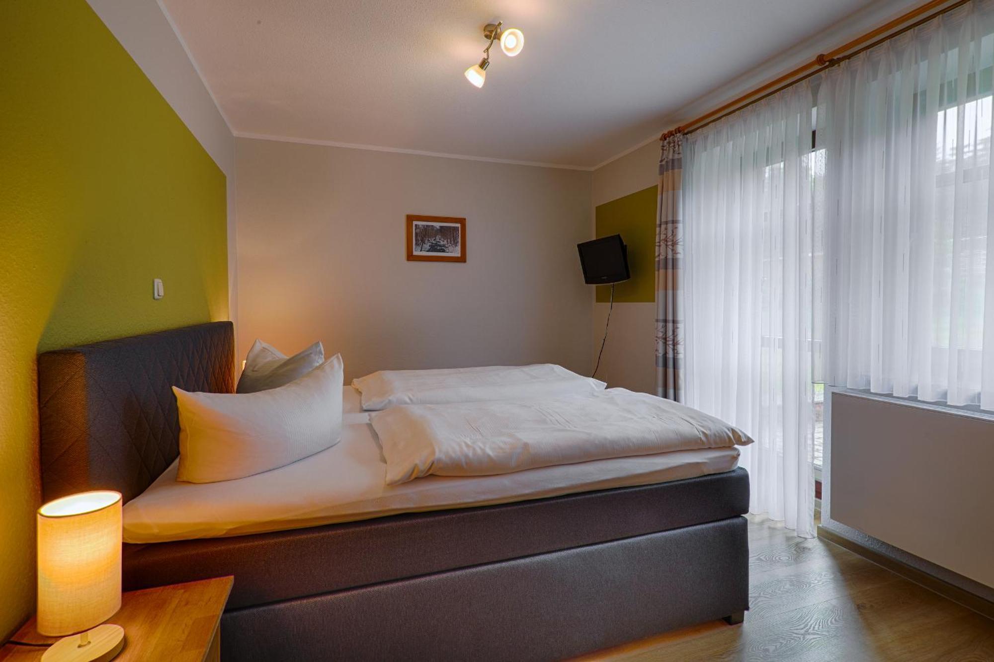 Hotel Und Berggasthof Spiessberghaus Friedrichroda Εξωτερικό φωτογραφία