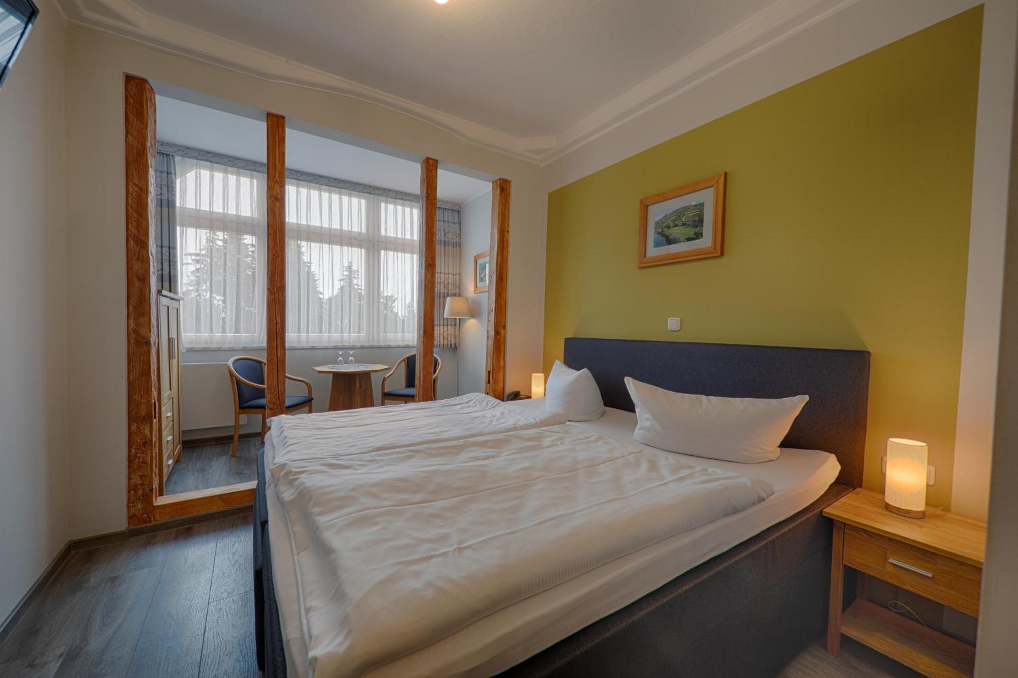 Hotel Und Berggasthof Spiessberghaus Friedrichroda Εξωτερικό φωτογραφία